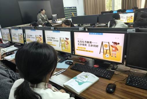 图示, 示意图

中度可信度描述已自动生成:ver1